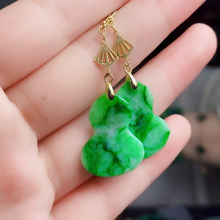 翡翠银S925镶嵌颈饰多样性