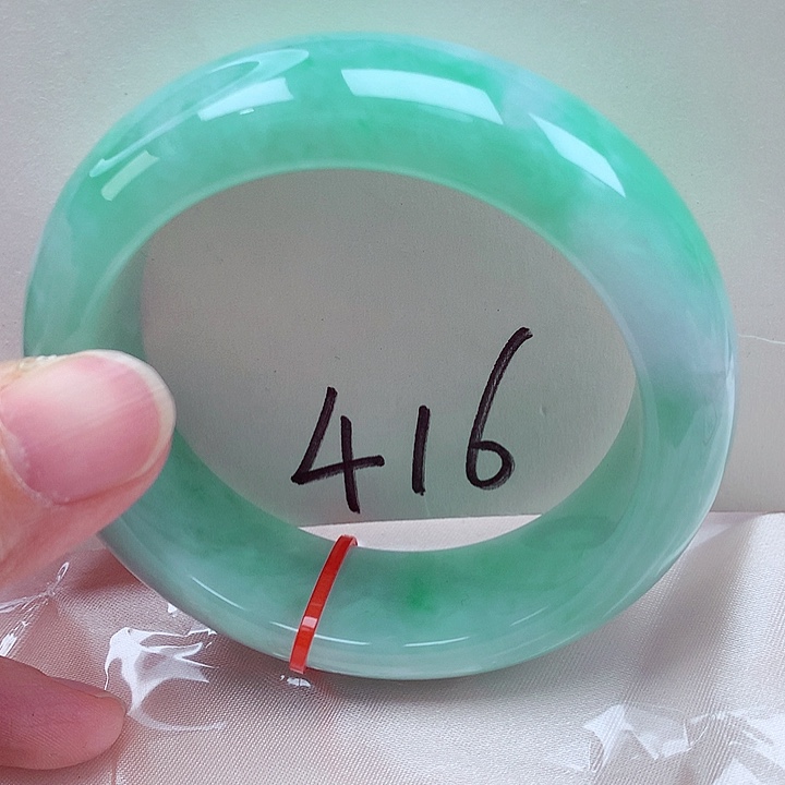 翡翠未镶嵌手镯翡翠