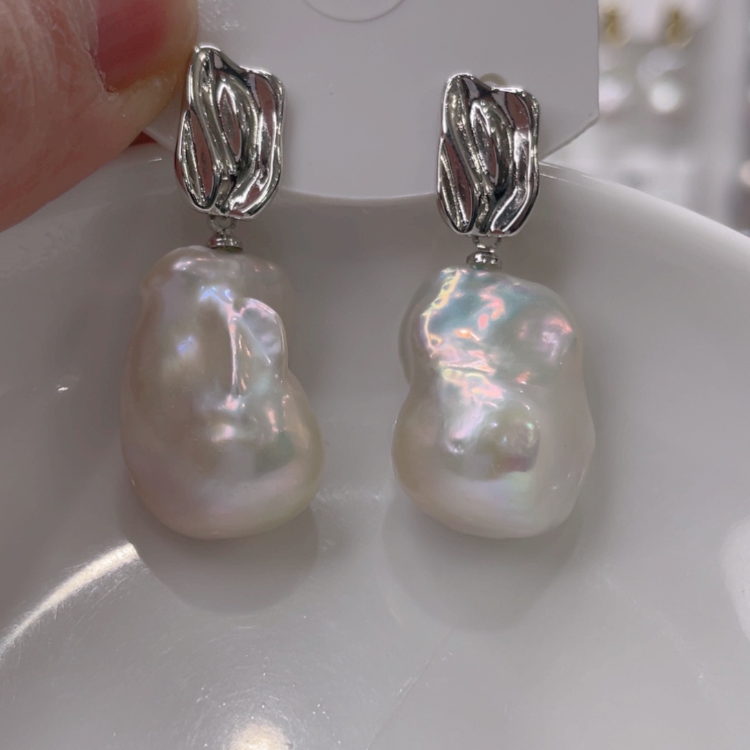 颈饰未镶嵌淡水珍珠