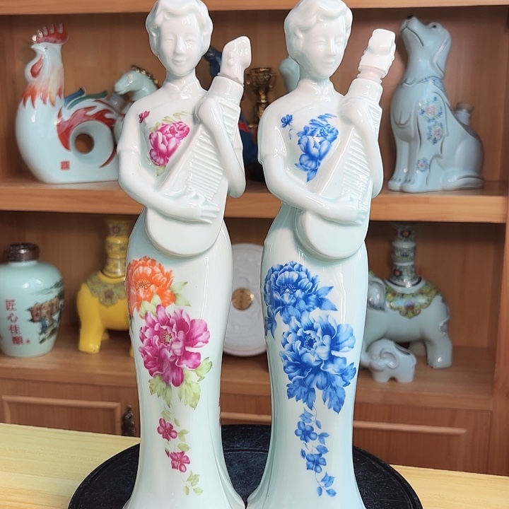 1斤旗袍美女2个 2个颜色各1个