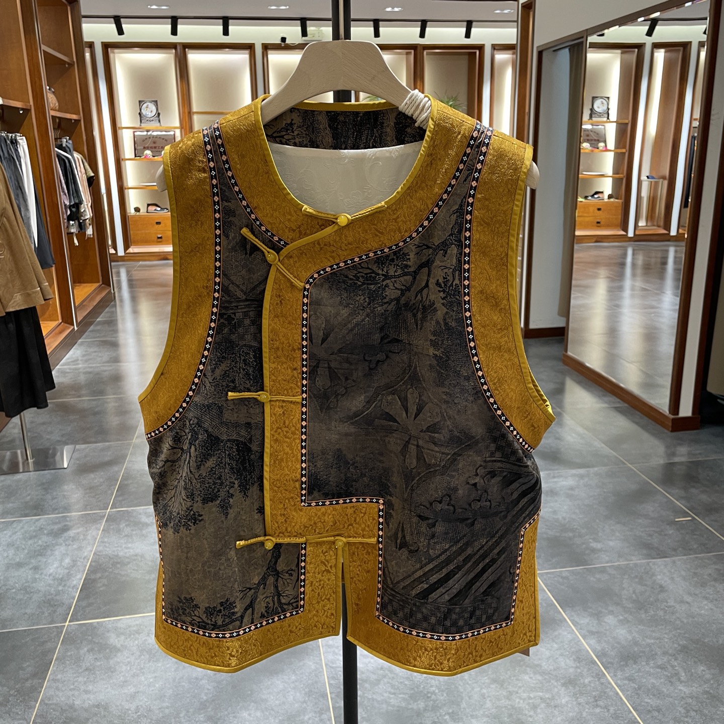 【陈列品】桑蚕丝国风马甲 女    DL34218