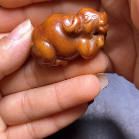 和田玉（糖玉）挂件未镶嵌