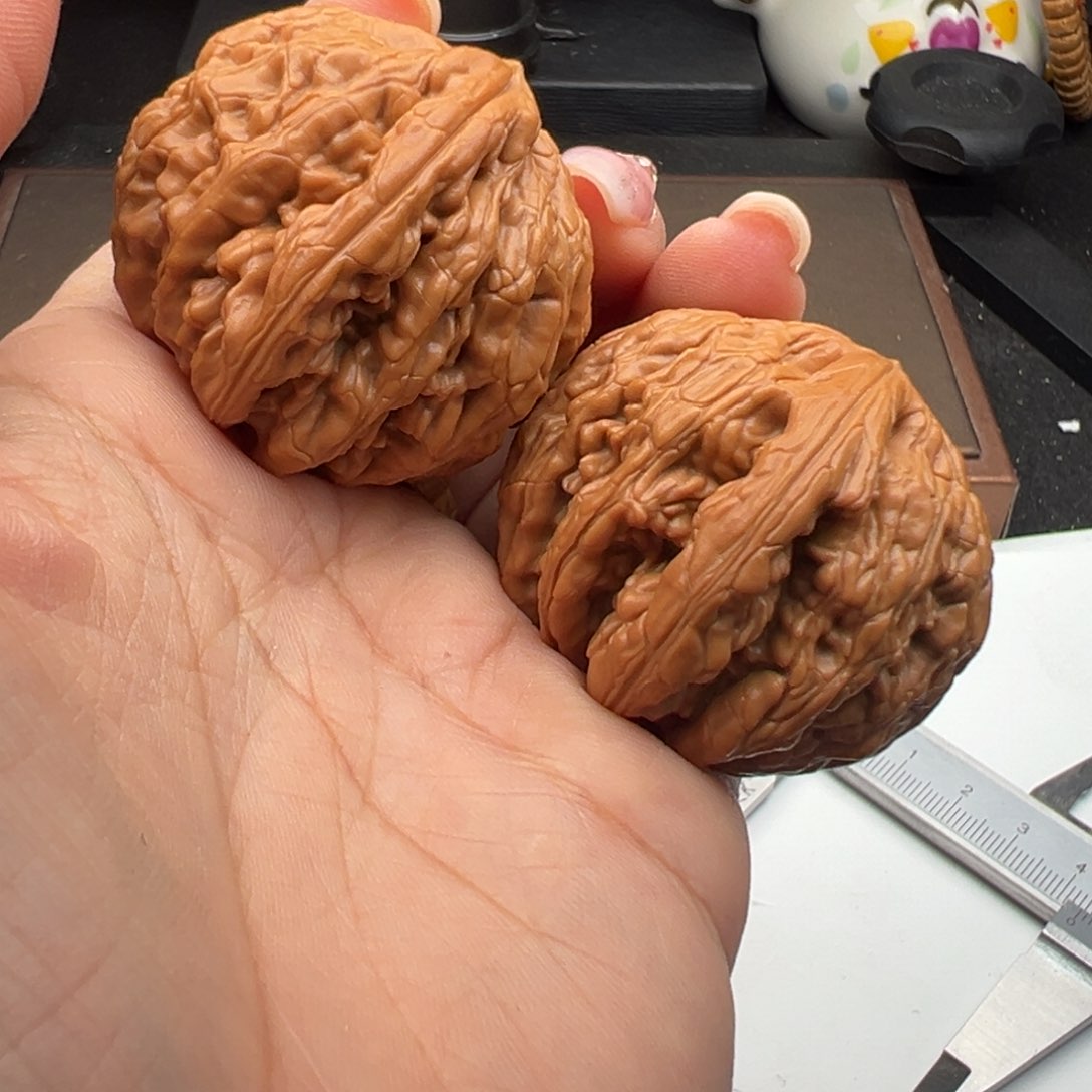 文玩核桃把件虎头王：”41