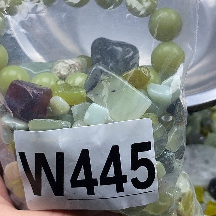 未镶嵌蛇纹石玉鱼缸石