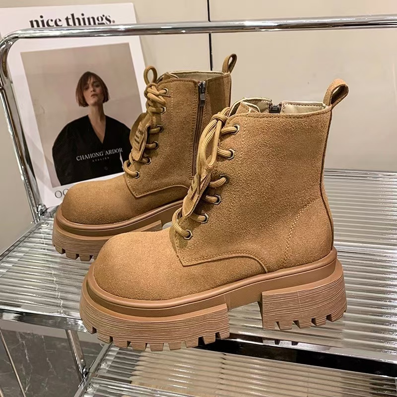 7892 黄色厚底休闲马丁靴女新款大黄靴百搭复古设计感炸街潮牌鞋