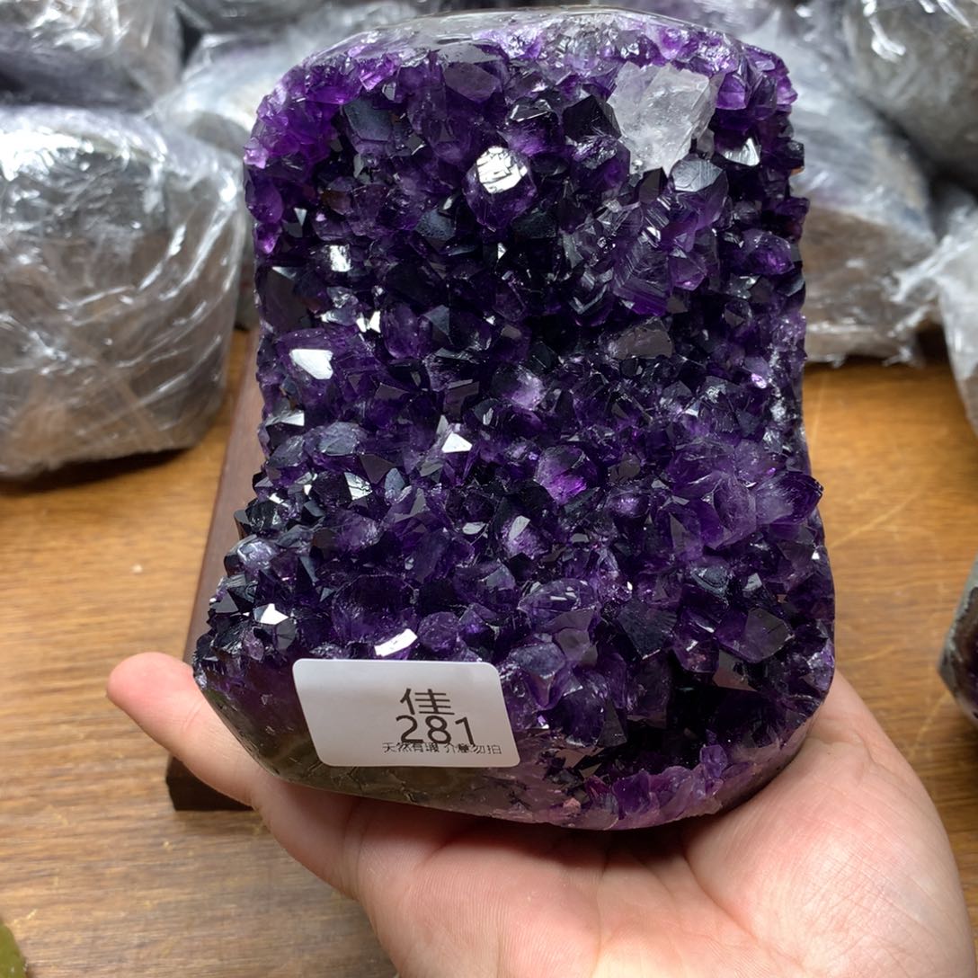 水晶大型摆件（非配饰）未镶嵌