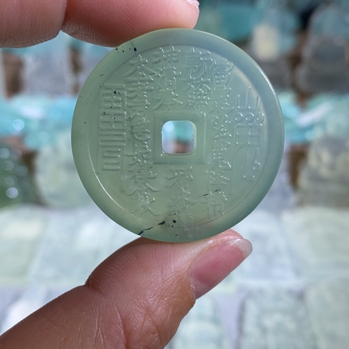 岫玉吊坠未镶嵌吊坠