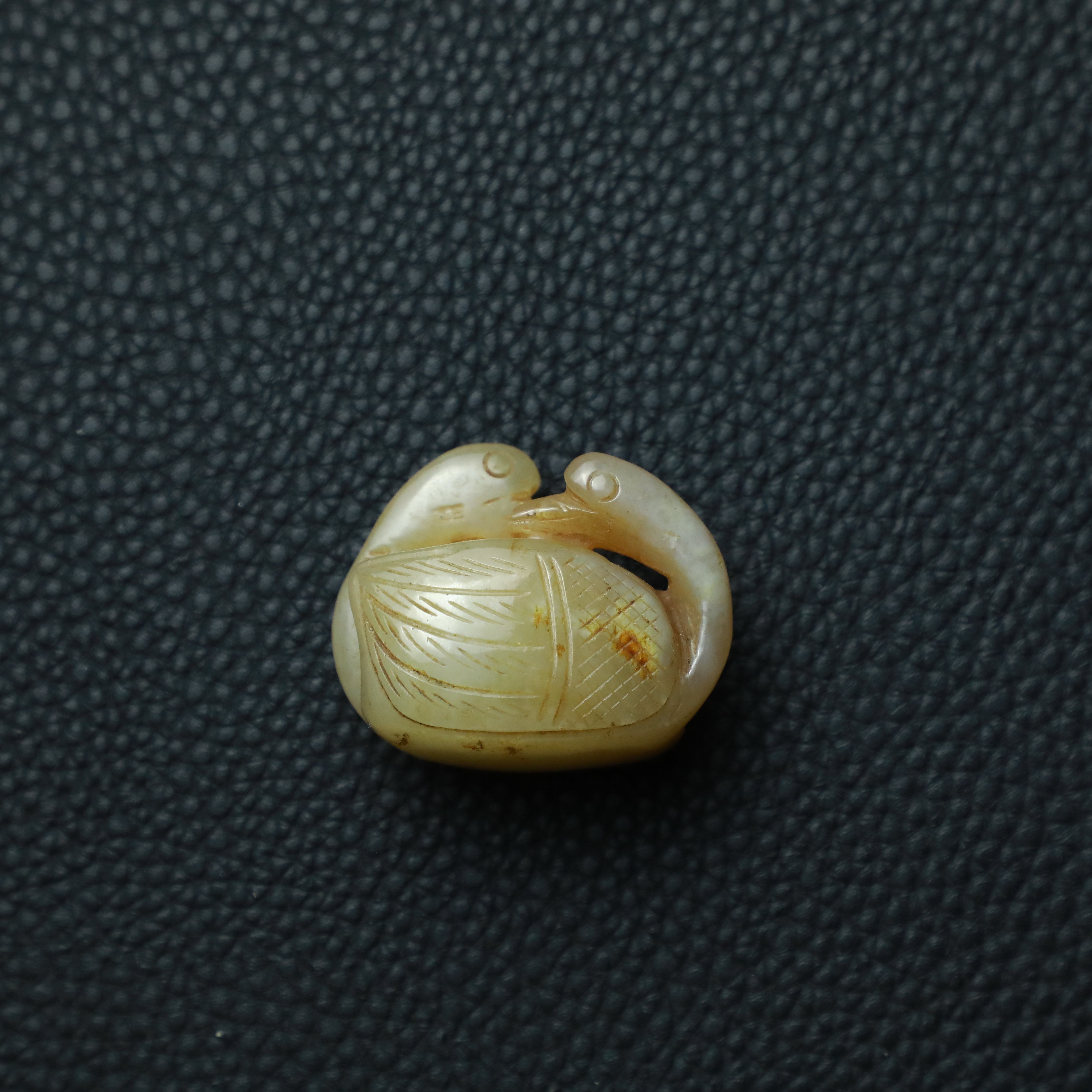 TCWWA06692清晚和田白玉鹅形挂件