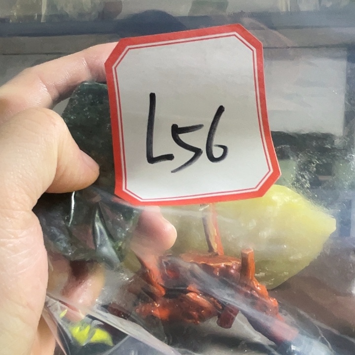 用***3蛇纹石玉未镶嵌珠宝奇石