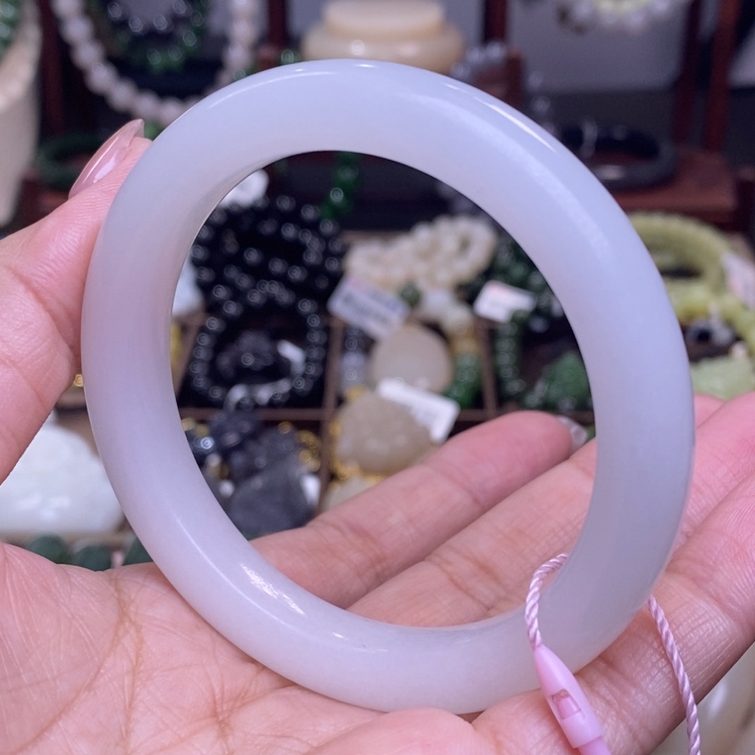 和田玉清货价老矿料羊脂玉白玉手镯58.5未镶嵌