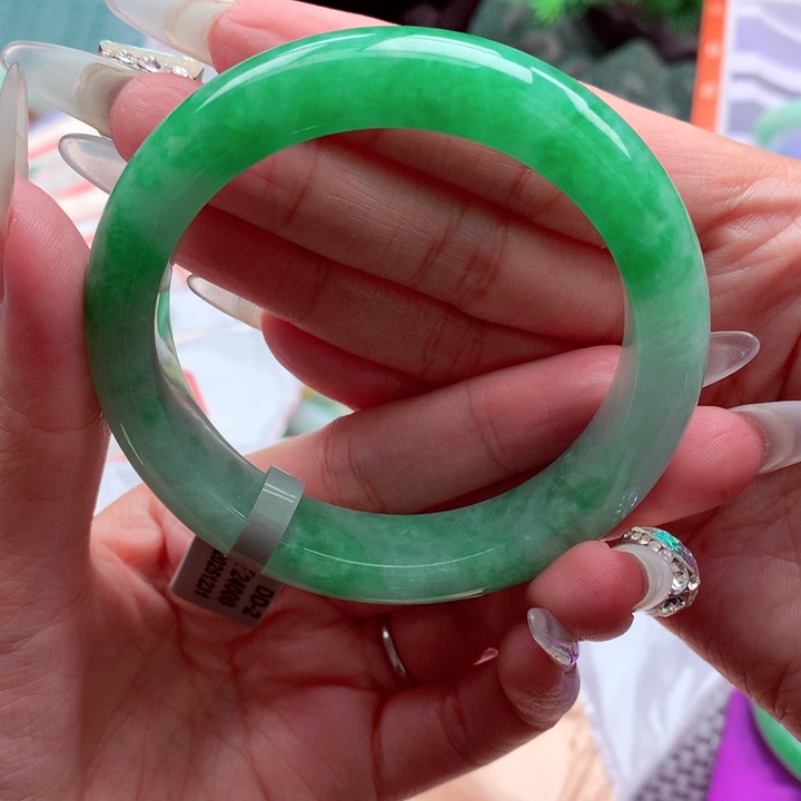幸***•翡翠未镶嵌手镯翡翠定金