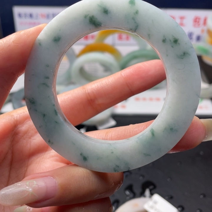 【闪购商品】未镶嵌翡翠定制翡翠