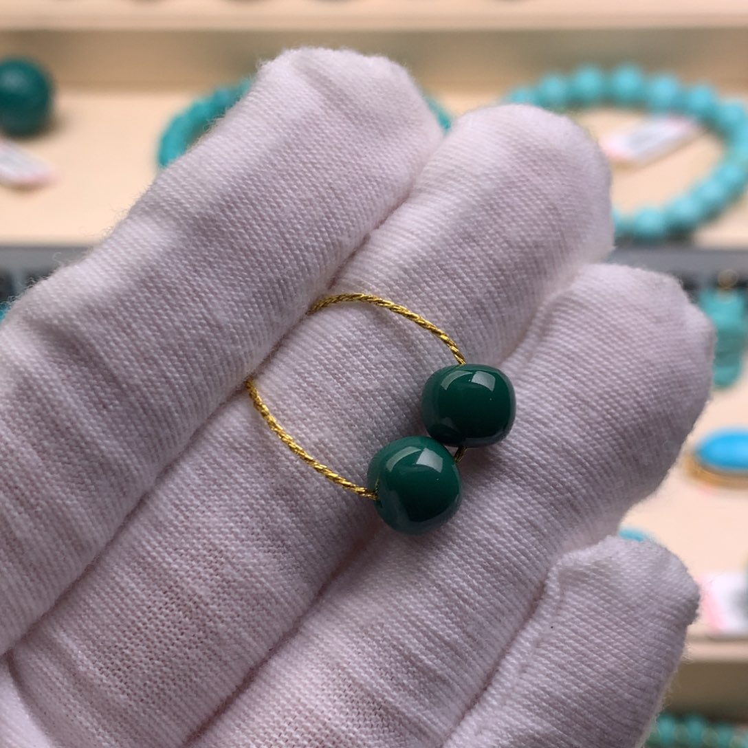 未镶嵌绿松石珠宝奇石