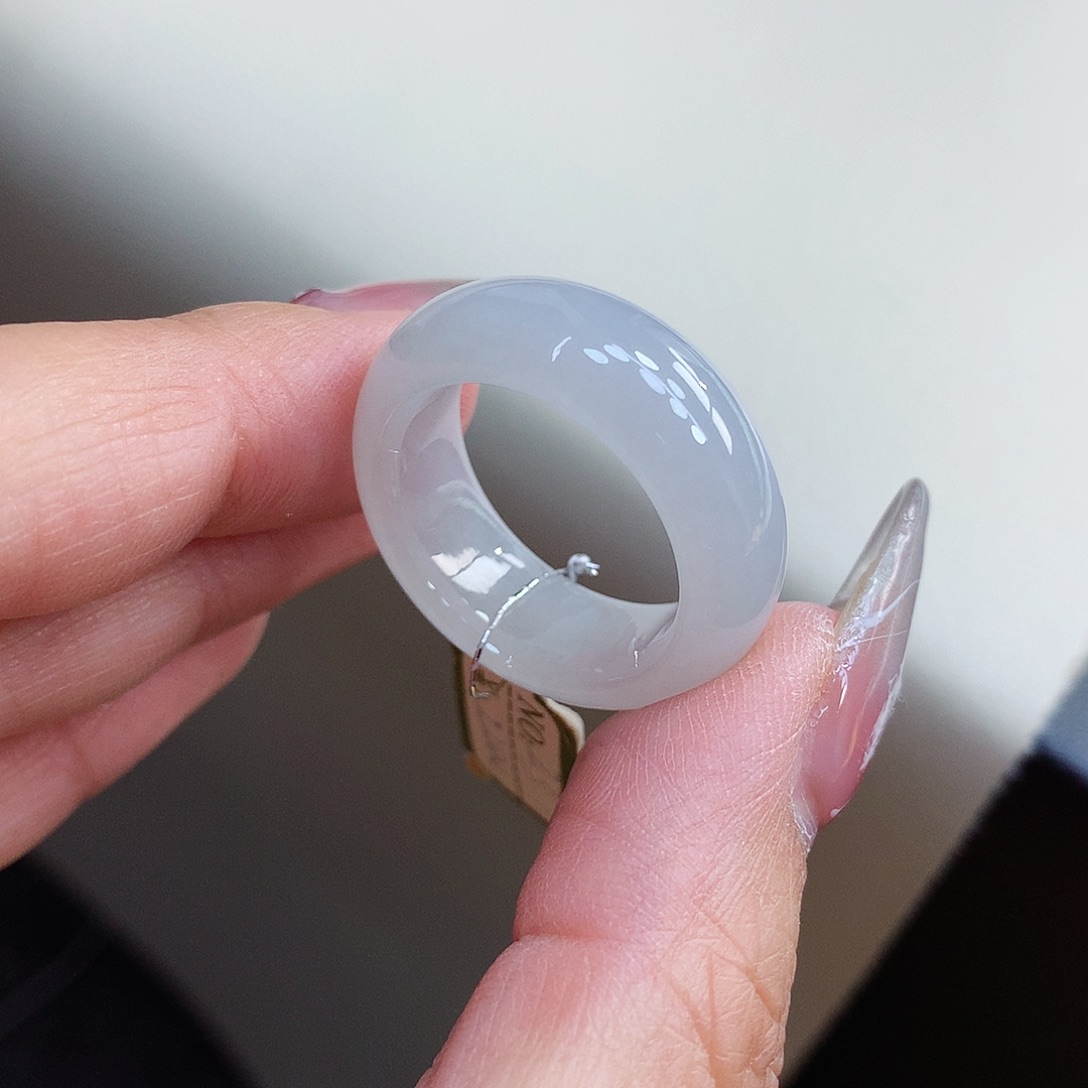 翡翠戒指未镶嵌23号