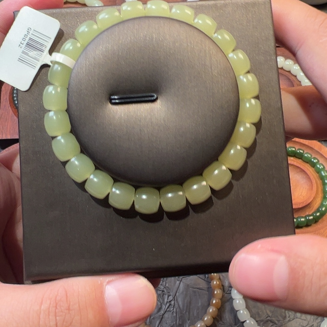 和田玉未镶嵌手链