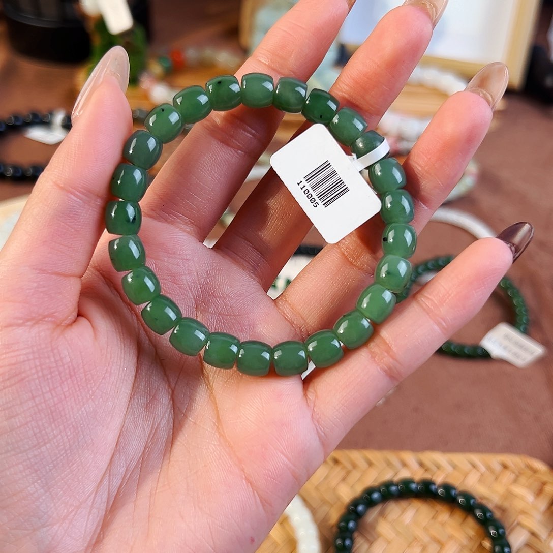 失***节和田玉未镶嵌手串