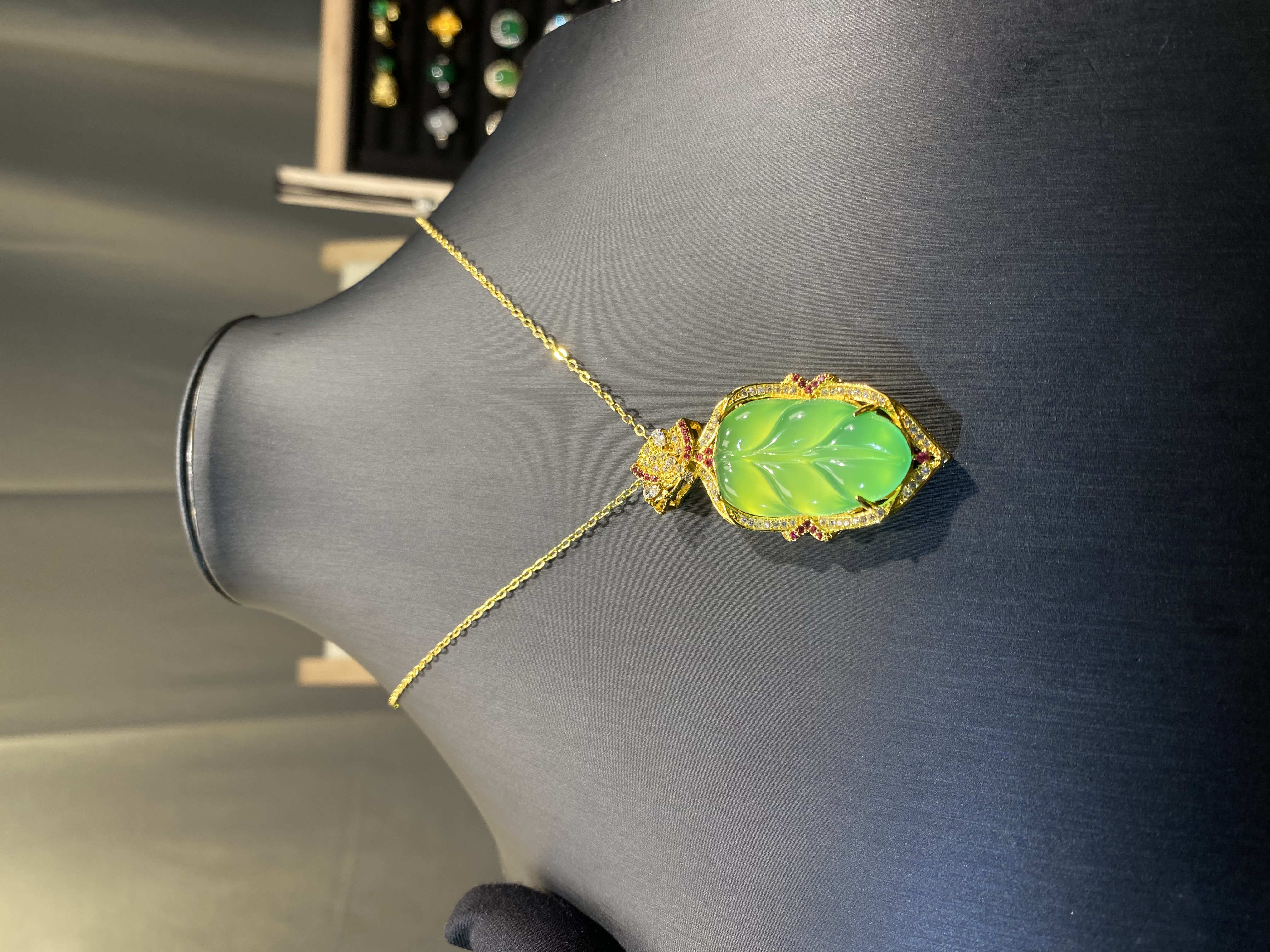 马达加斯加玉髓绿叶子3号款