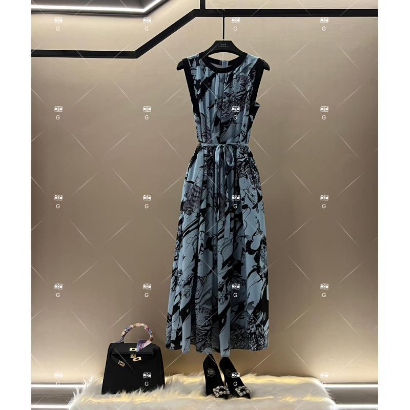 【玲】春夏设计师轻奢优雅气质白色时尚显瘦连衣裙 H-1039