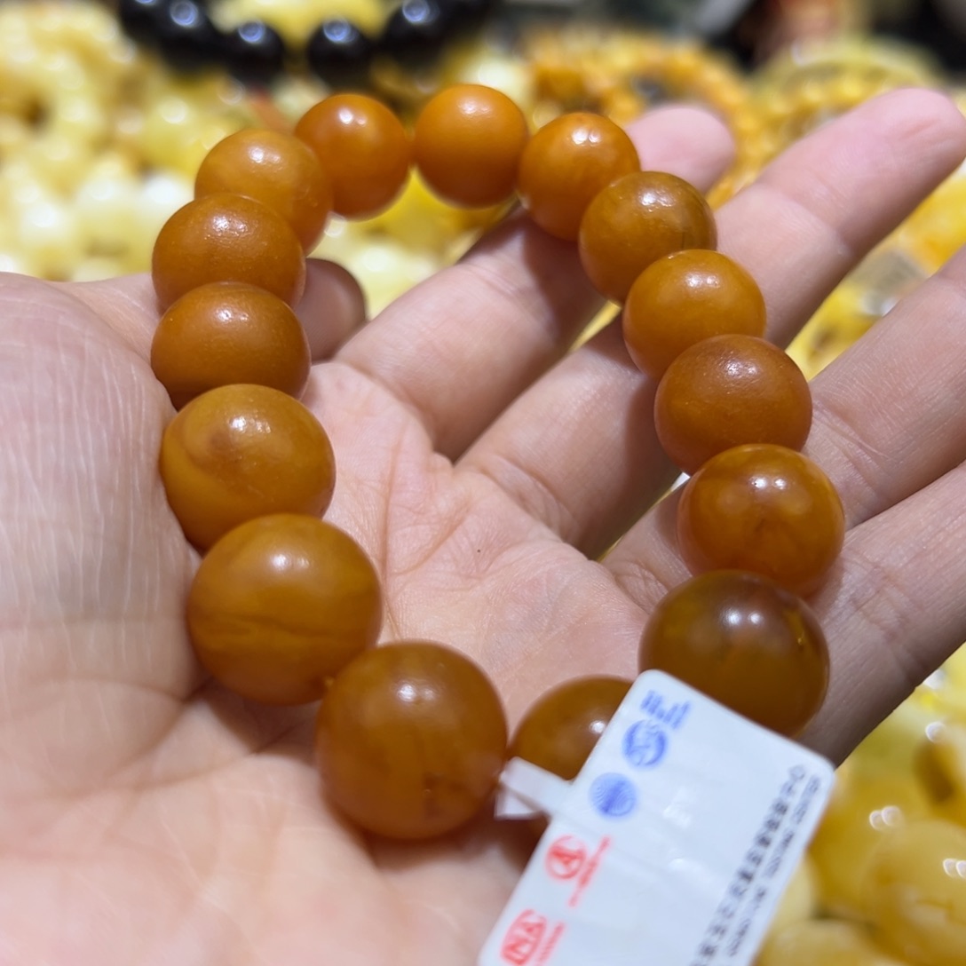 琥珀珠宝奇石未镶嵌