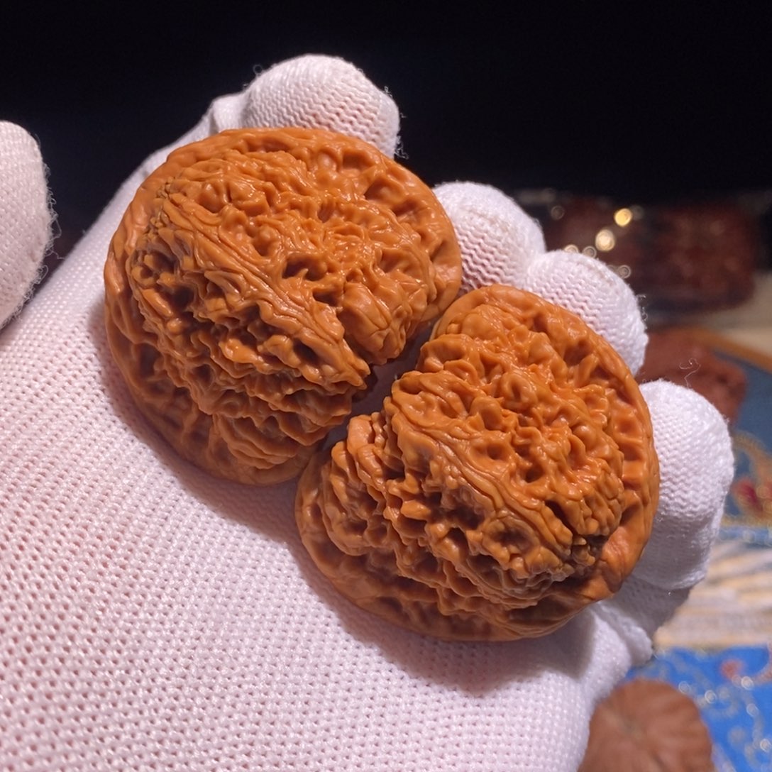 吊坠文玩核桃43.5三角南疆