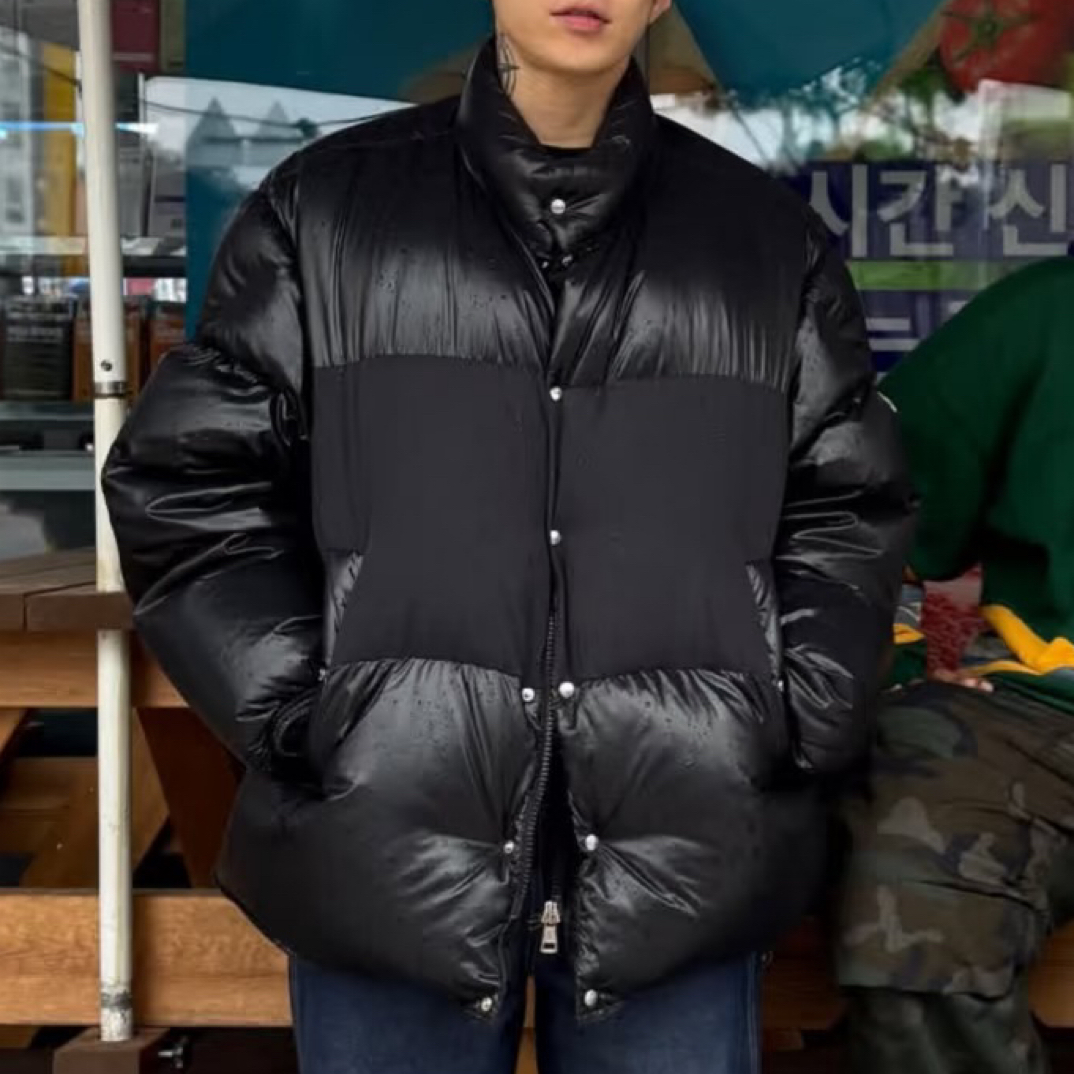 99新 MONCLER 2码/黑色徽标长袖短款百搭男装羽绒服/17249624