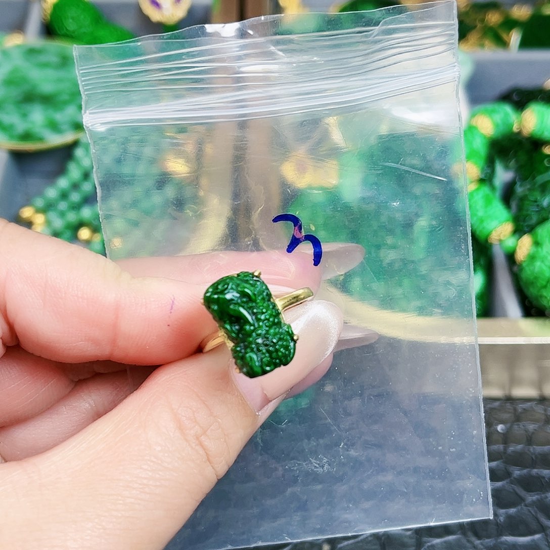 翡翠颈饰银S925镶嵌山**选戒指