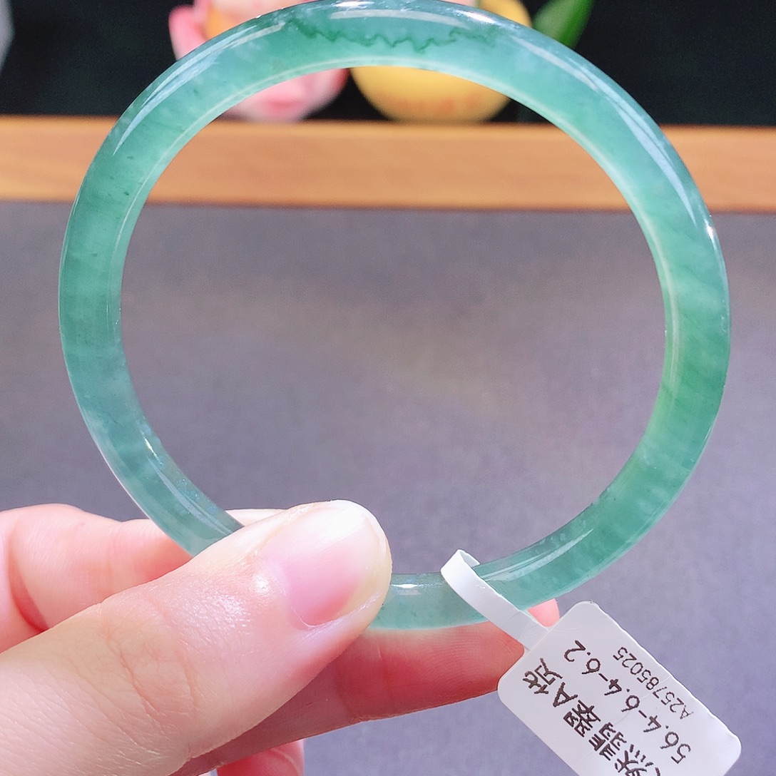 翡翠未镶嵌手镯天然翡翠