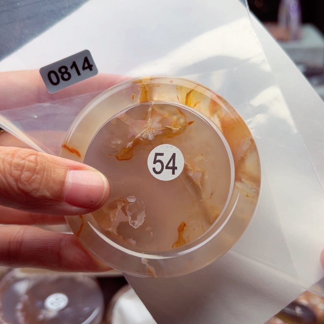 玛瑙/玉髓手镯未镶嵌只*