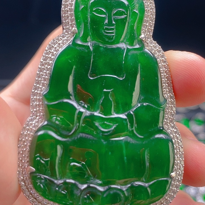 翡翠银S925镶嵌吊坠(赠链)