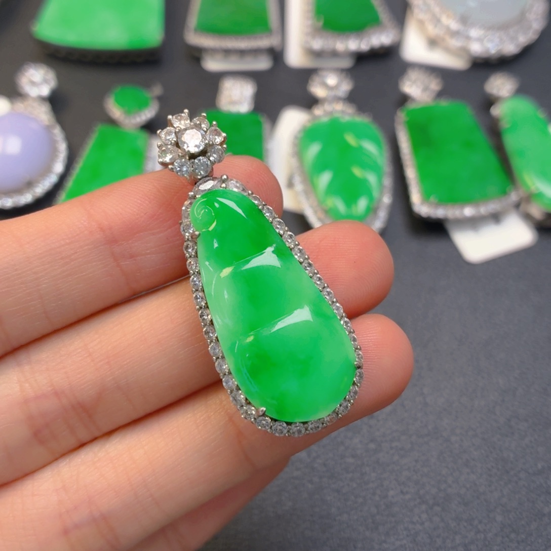 翡翠银S925镶嵌颈饰