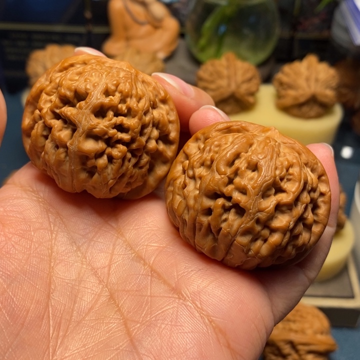 【闪购商品】把件文玩核桃凤凰台