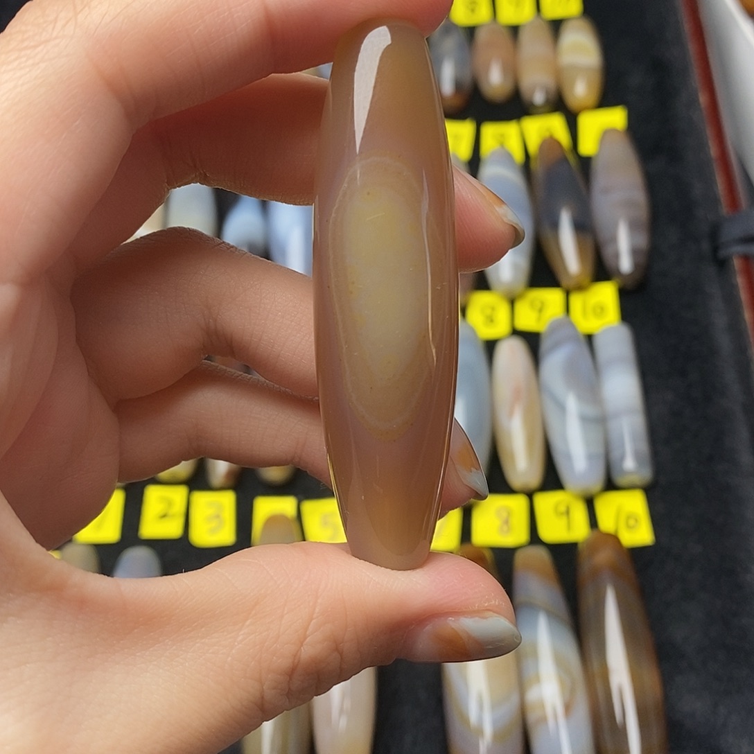 虚***境玛瑙/玉髓未镶嵌颈饰