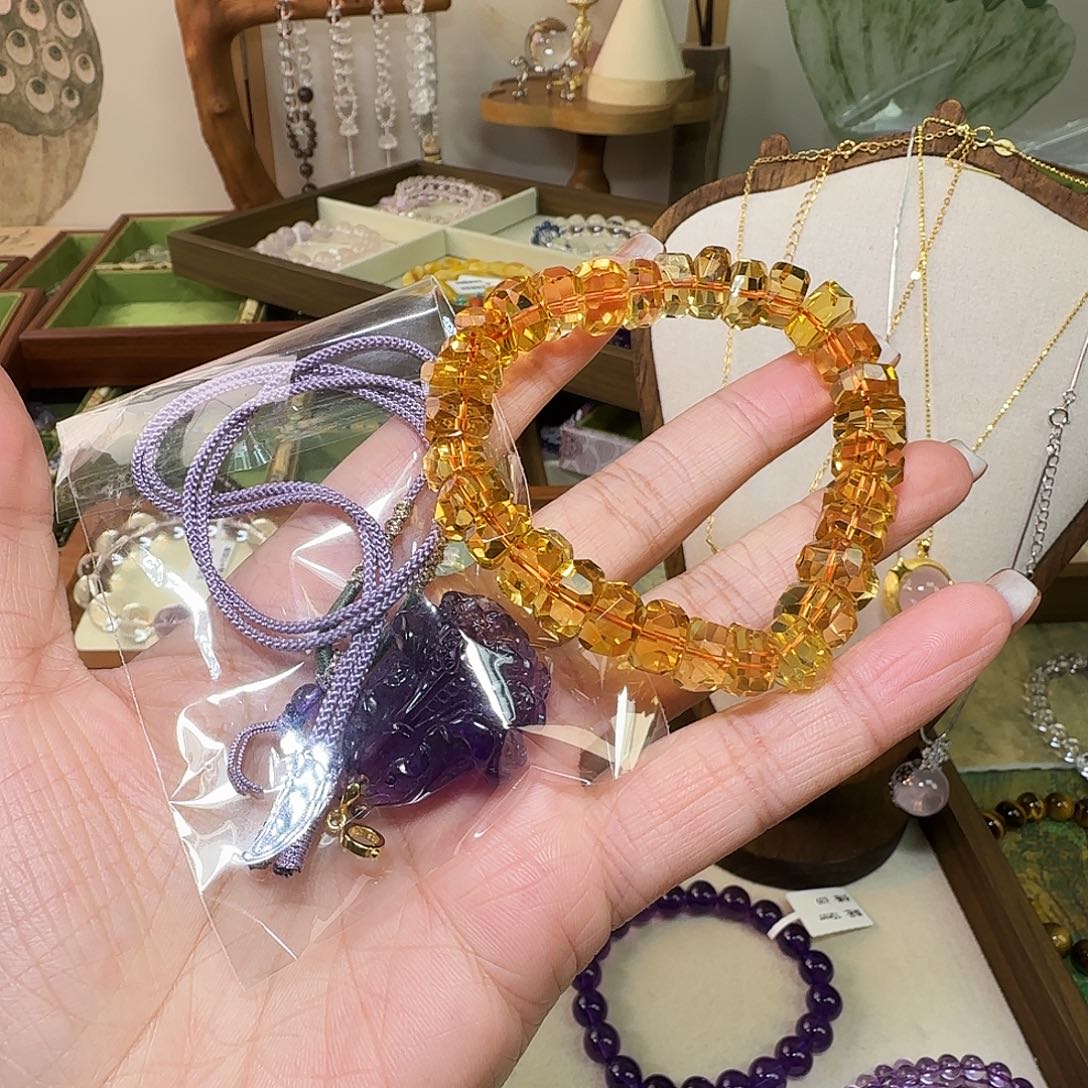 黄***李水晶手串未镶嵌天然水晶