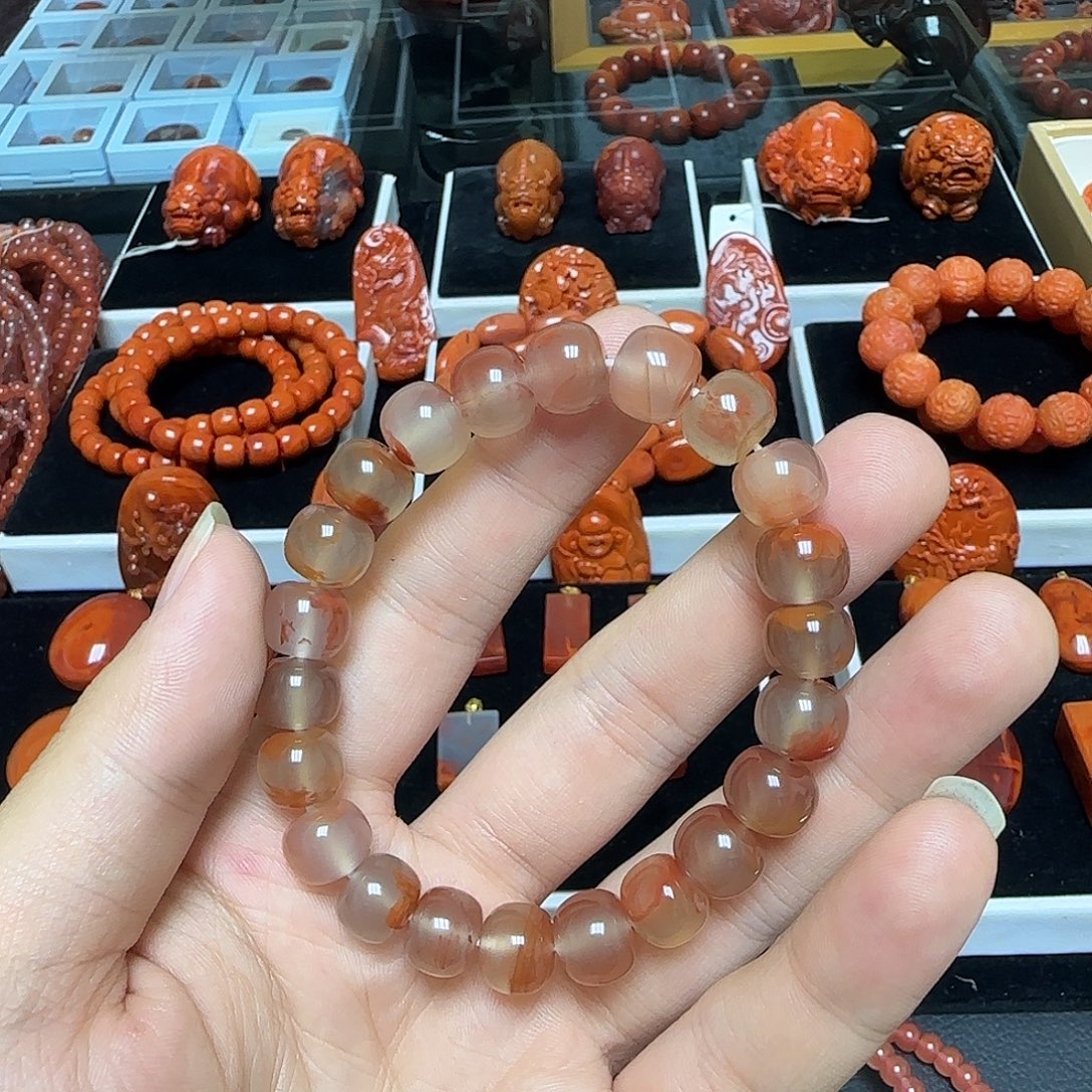 南红玛瑙未镶嵌手链