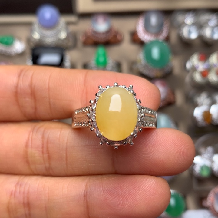 翡翠合金戒指翡翠糯冰柠檬黄戒面