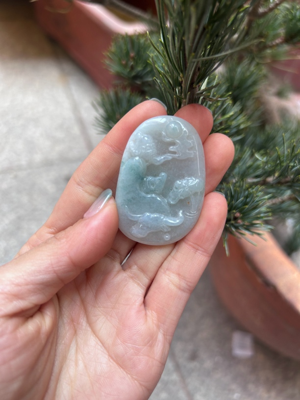 天然翡翠带飘花山水