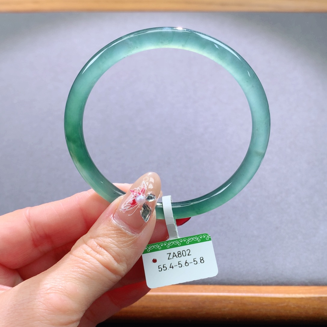 翡翠手镯未镶嵌天然翡翠手镯叮当镯