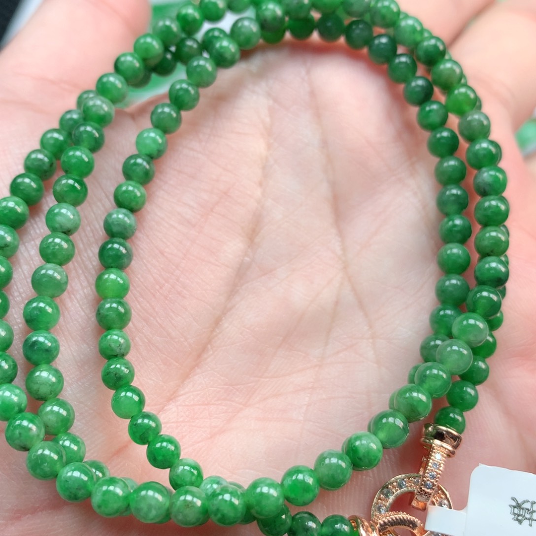 翡翠手链未镶嵌翡翠