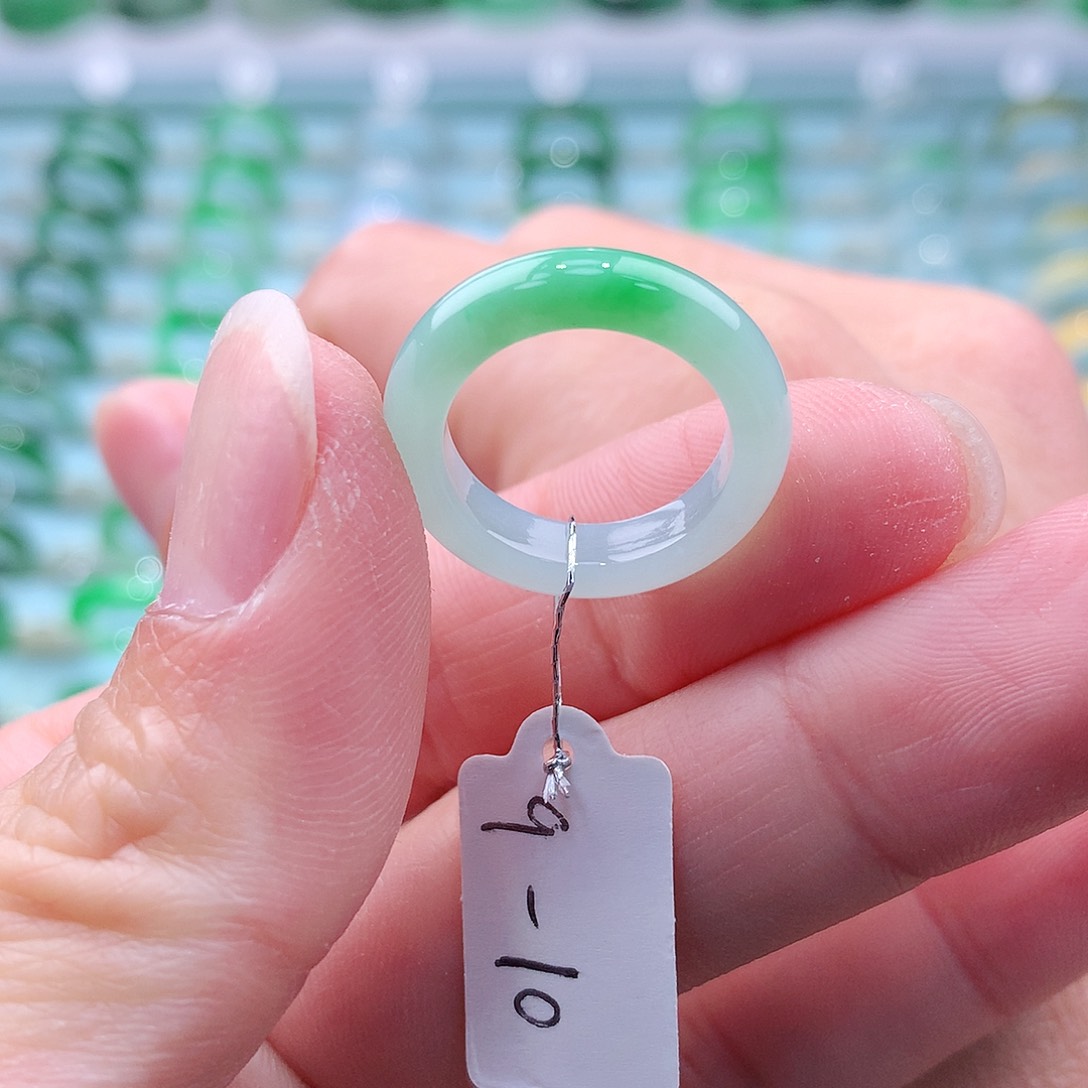 翡翠戒指未镶嵌A货缅甸翡翠