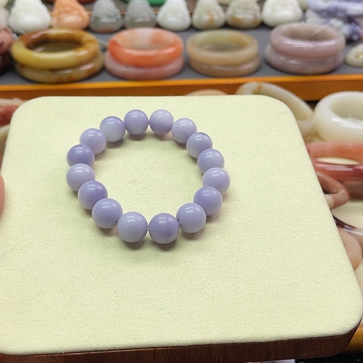 未镶嵌手镯石英质玉