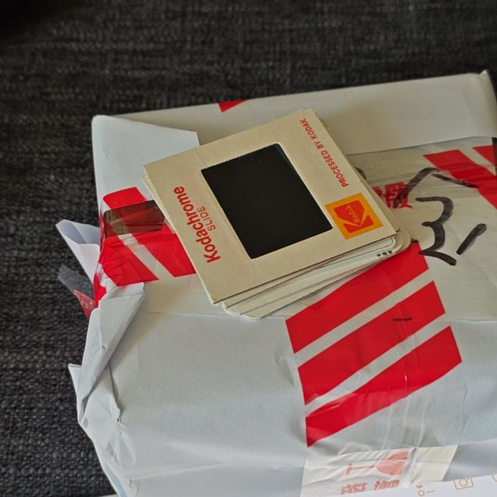 金***金老物件纸制品红色