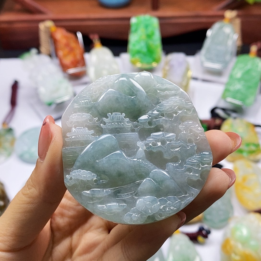 颈饰未镶嵌翡翠天然翡翠A货