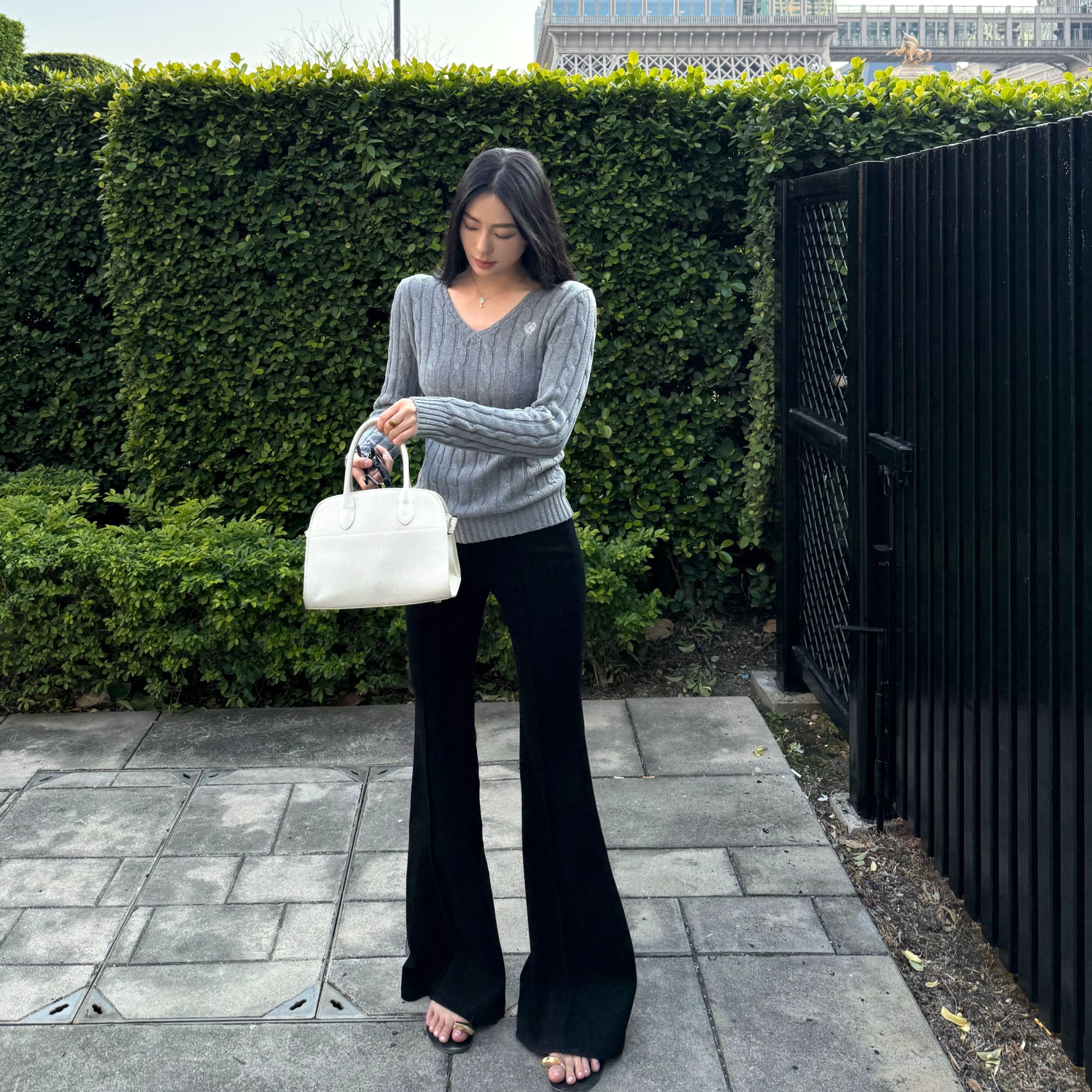 周淼ZHOUMIAO复古高弹修身喇叭裤立体百搭休闲长裤女ZM25K8586Z