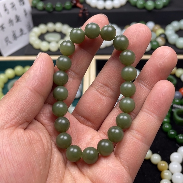 和田玉手串未镶嵌新疆沙枣青子卡10柔光