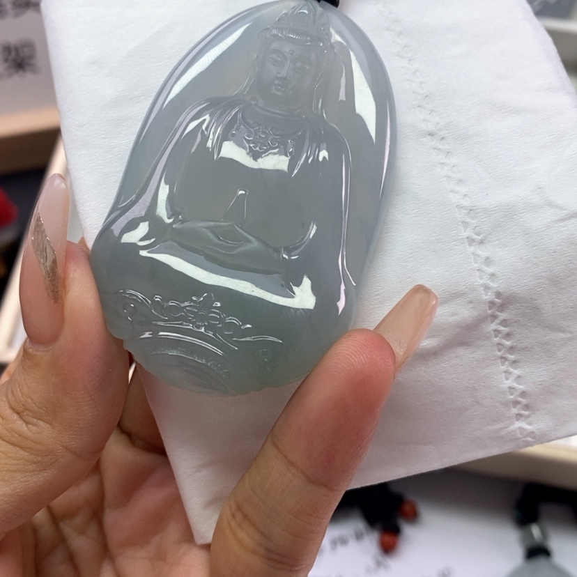 【闪购商品】翡翠颈饰未镶嵌皎*翡翠