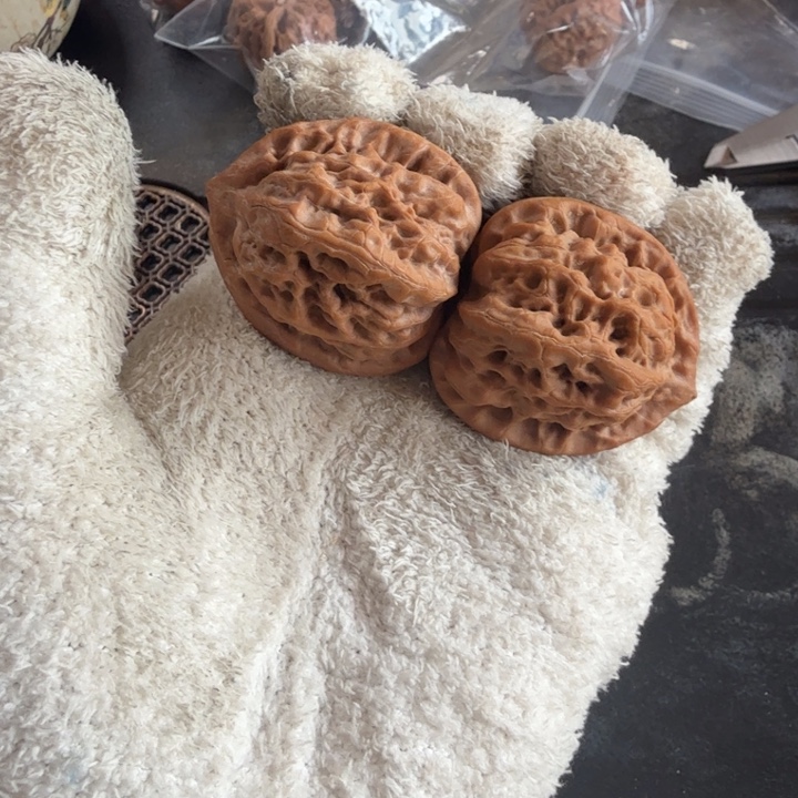 文玩核桃吊坠佛度