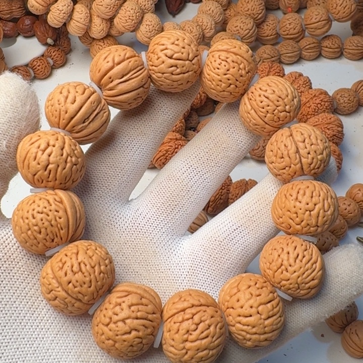 用***3桃核吊坠白月光22mm手串