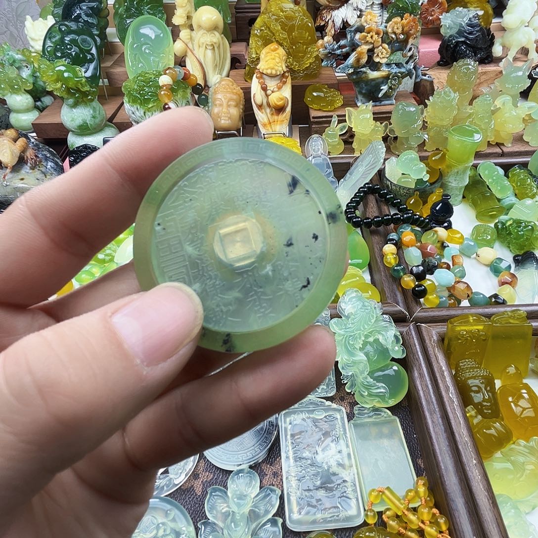 岫玉未镶嵌吊坠(不含链)