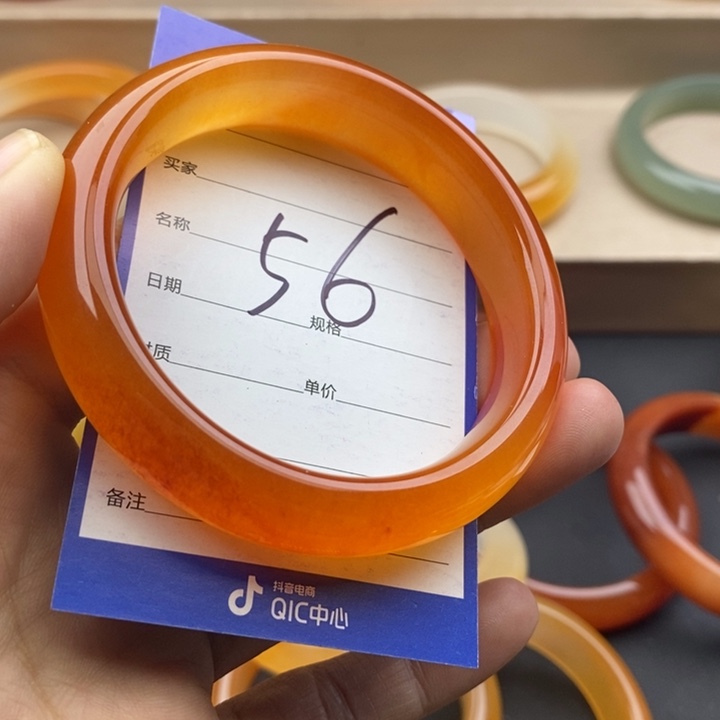 石英质玉未镶嵌手镯