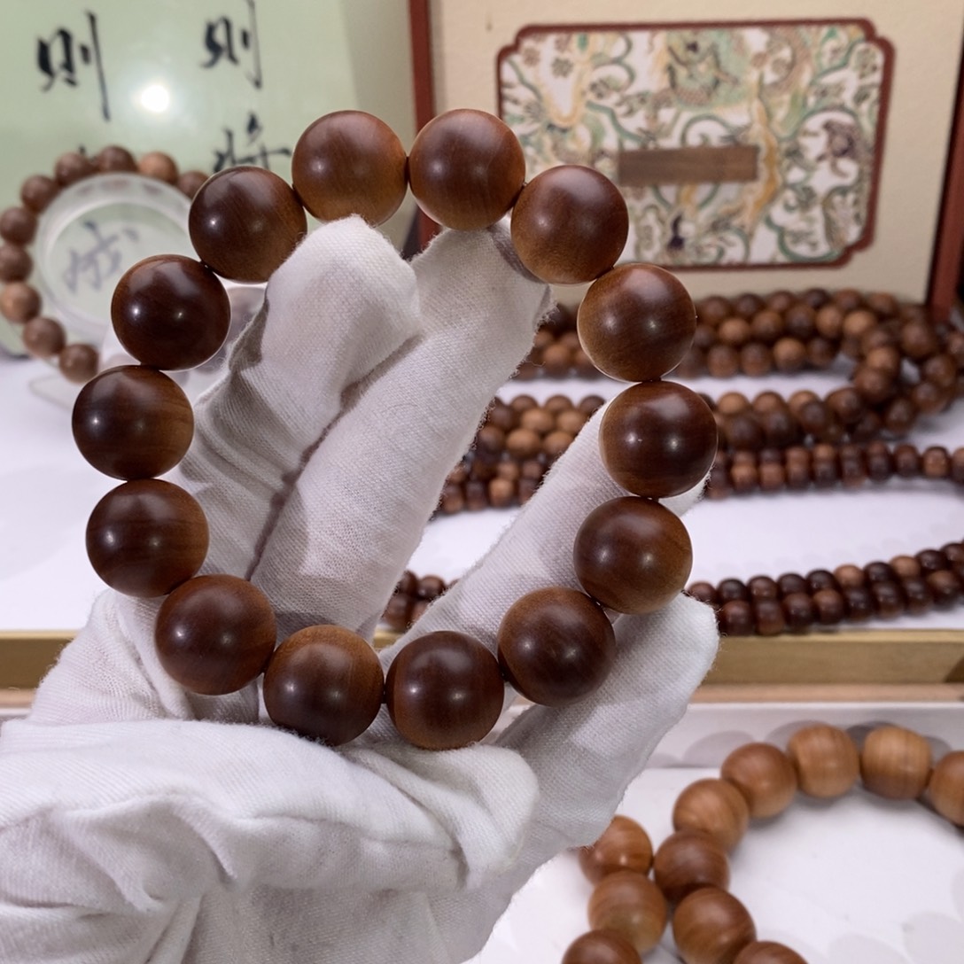 *****手串/手链檀香木横纹黑肉1.6树心毕业沉水